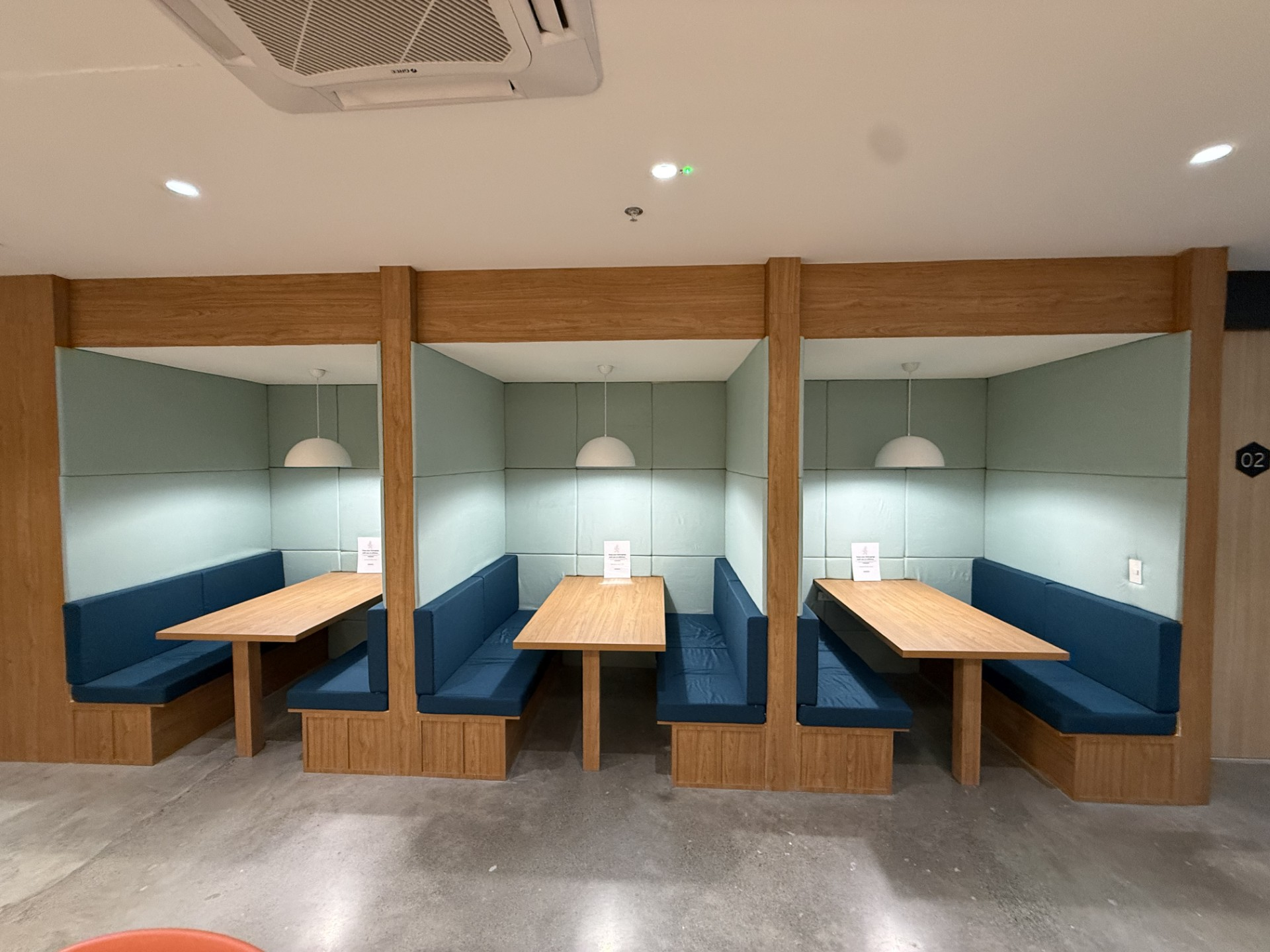 Client lounge at Sinocan Corporate Center